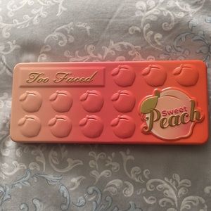 🍑Too Faced sweet peach pallet 🍑